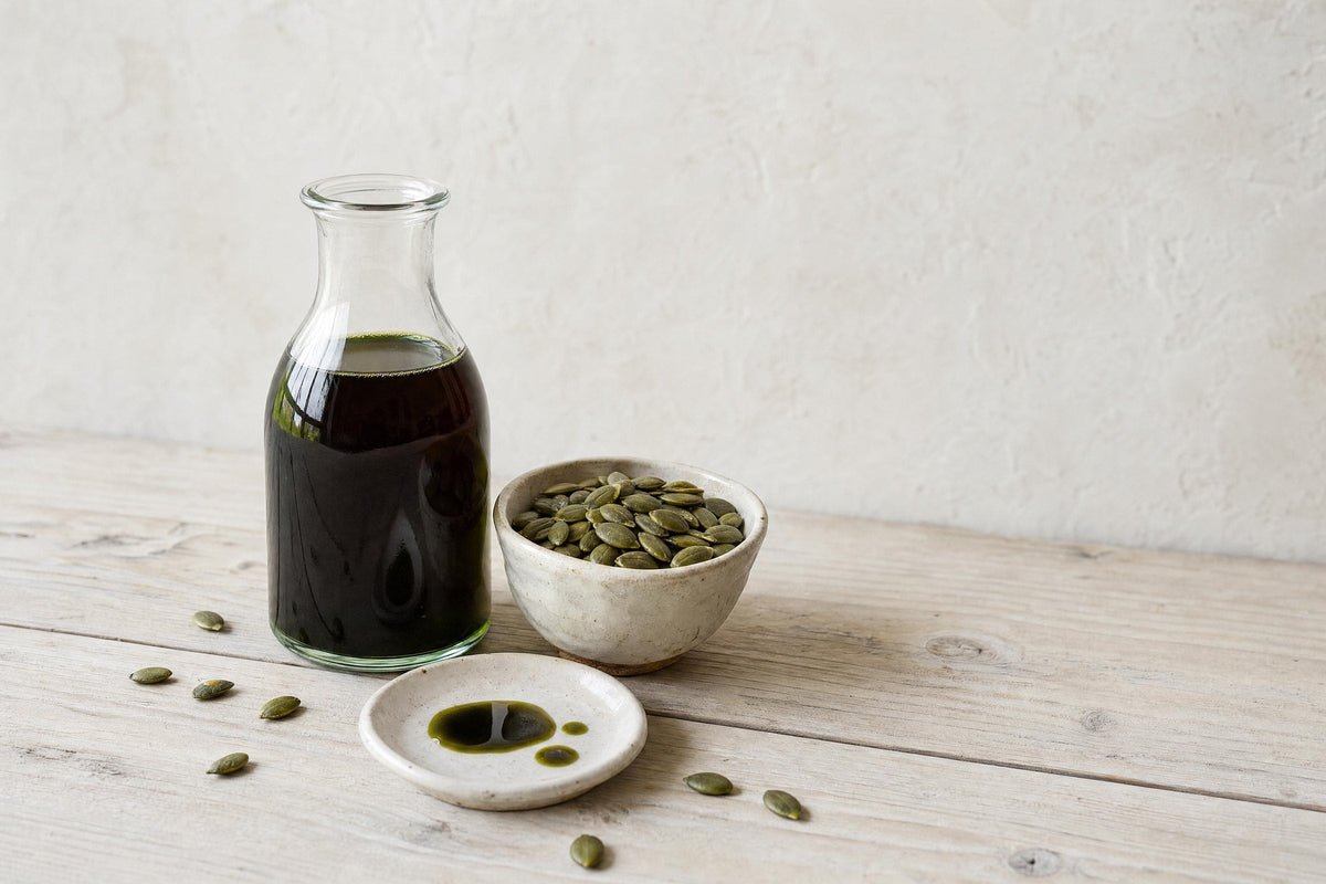 Kürbiskernöl — Aroma, Herkunft und Verwendung