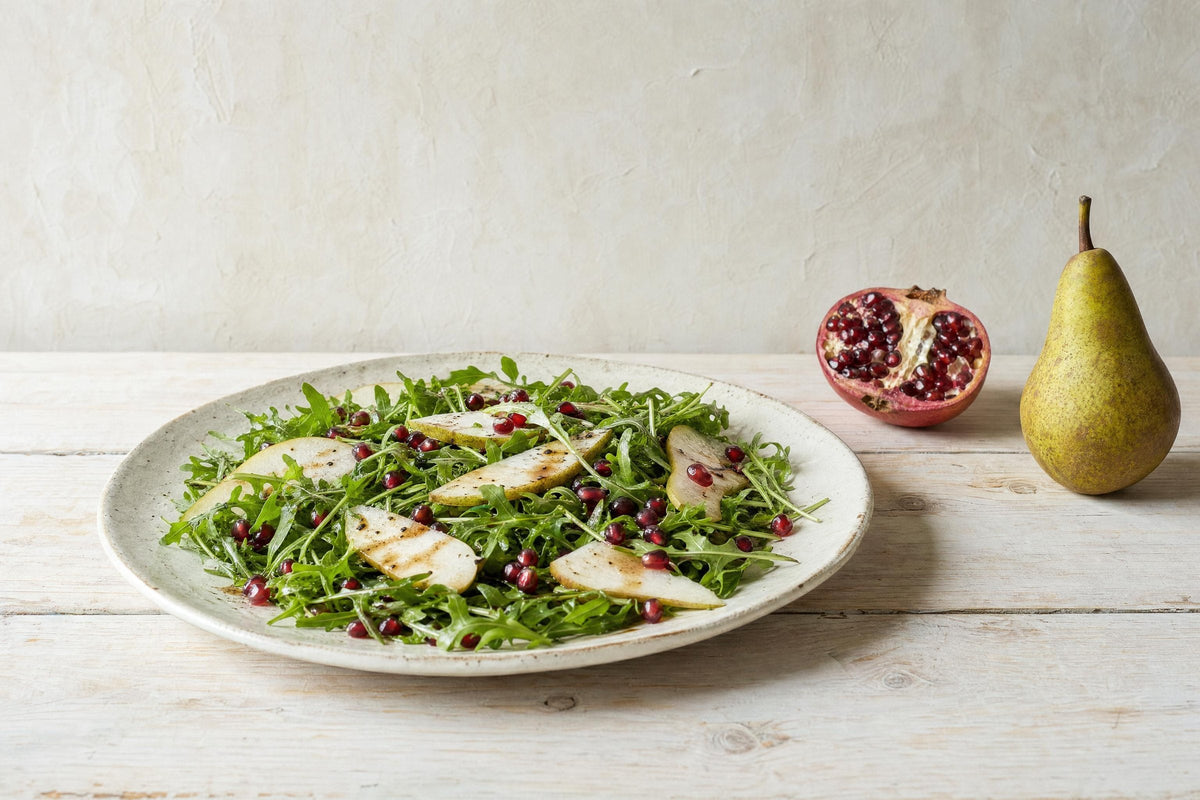 Rucola-Salat mit Granatapfel und Balsamico-Vinaigrette